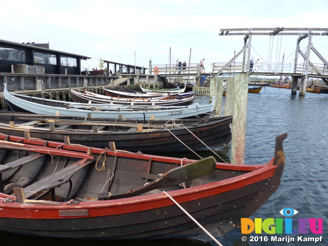 FZ032515 Reconstructed ships